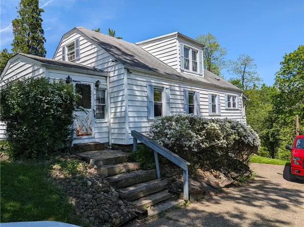 488 Highland Ridge Rd, Claysville, PA 15323