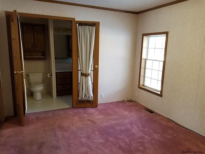 5th image of 55 FISHLAKE Avenue