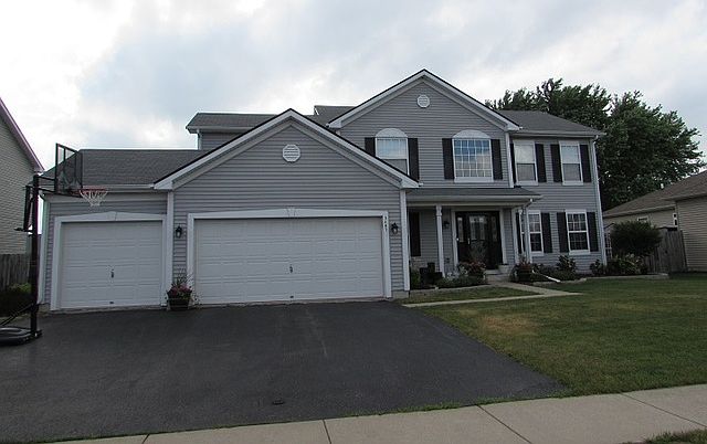1st image of 3467 White Oak Dr