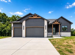 1207 E Maywood Ct, Wichita, KS 67216