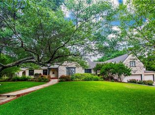 1052 Kessler Pkwy, Dallas, TX 75208