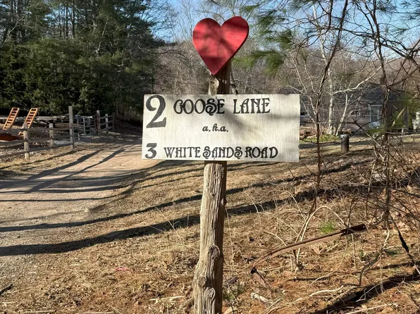 2 Goose Lane, East Haddam, CT 06469