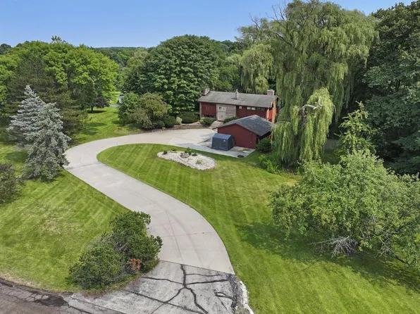 7101 Brook ROAD, Franksville, WI 53126