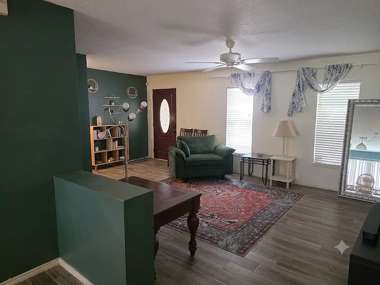 12439 Spreading Oak Dr — Photo 5