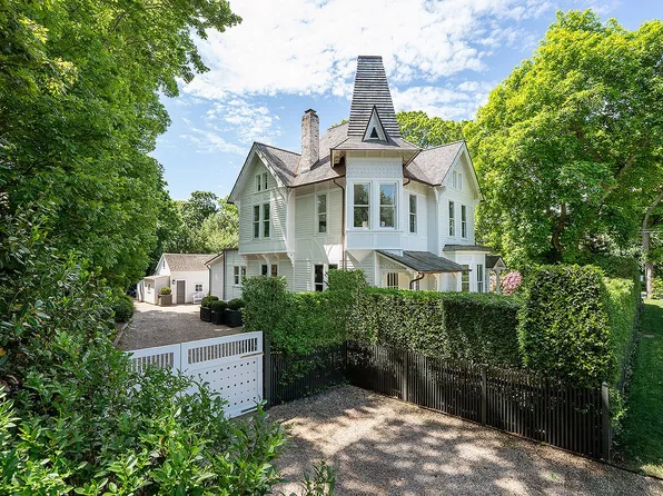 37 John St, Sag Harbor, NY 11963