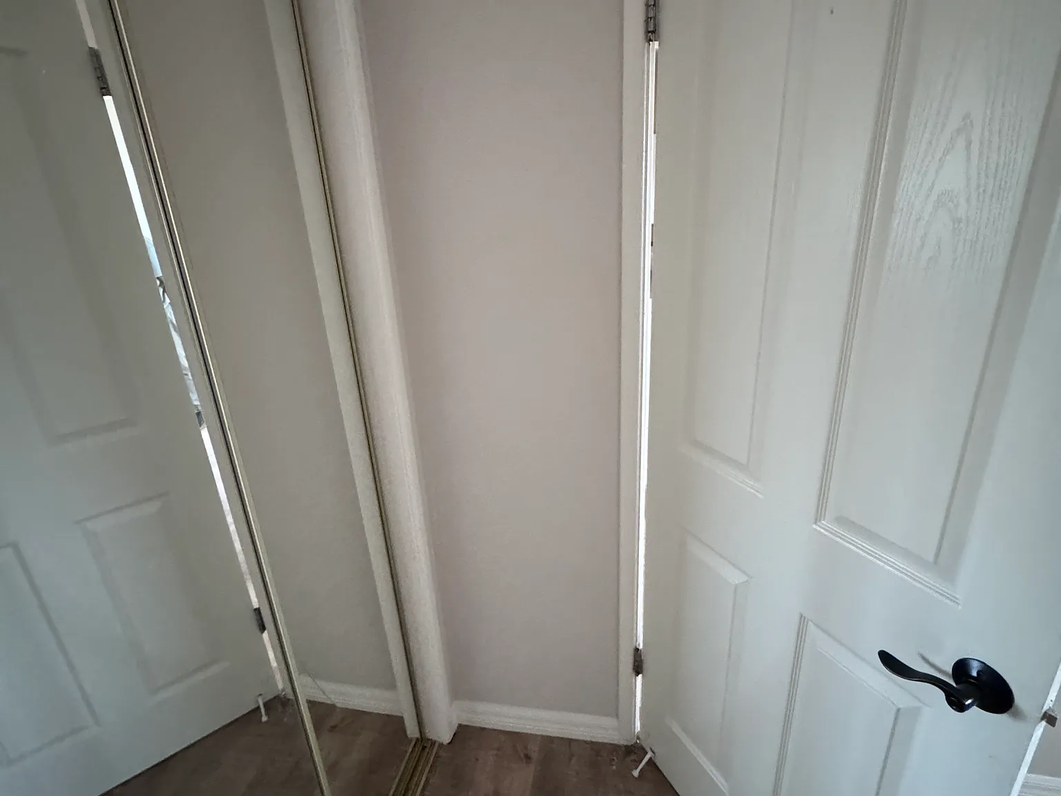 2 bed, 1.5 bath, 924 sqft, $2,850 — Photo 4