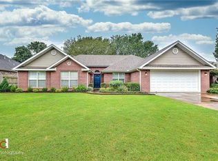 1210 N Oriole Ave, Rogers, AR 72756