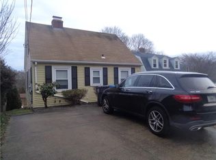 562 Phenix Ave, Cranston, RI 02921