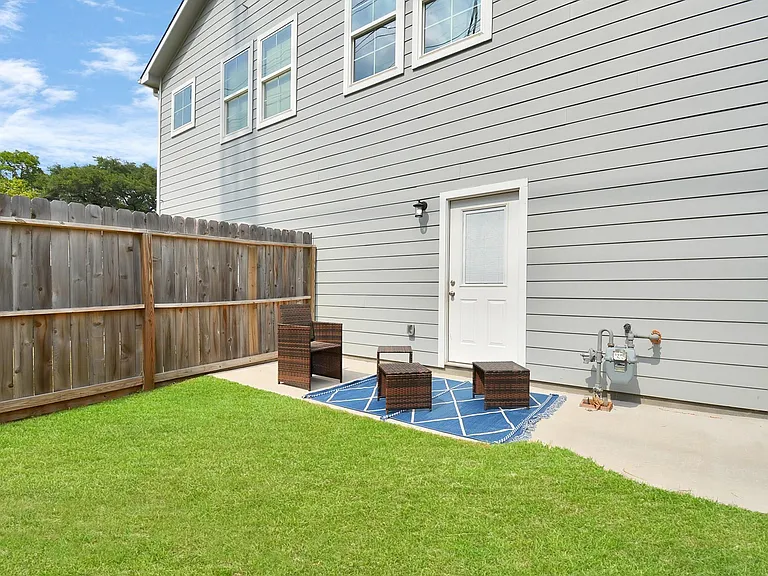 3019 Elysian St — Photo 30