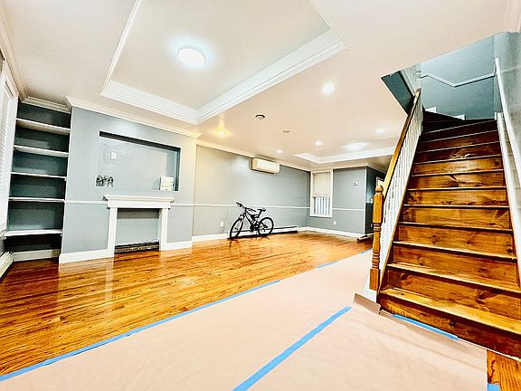 3rd image of 3214 98th St