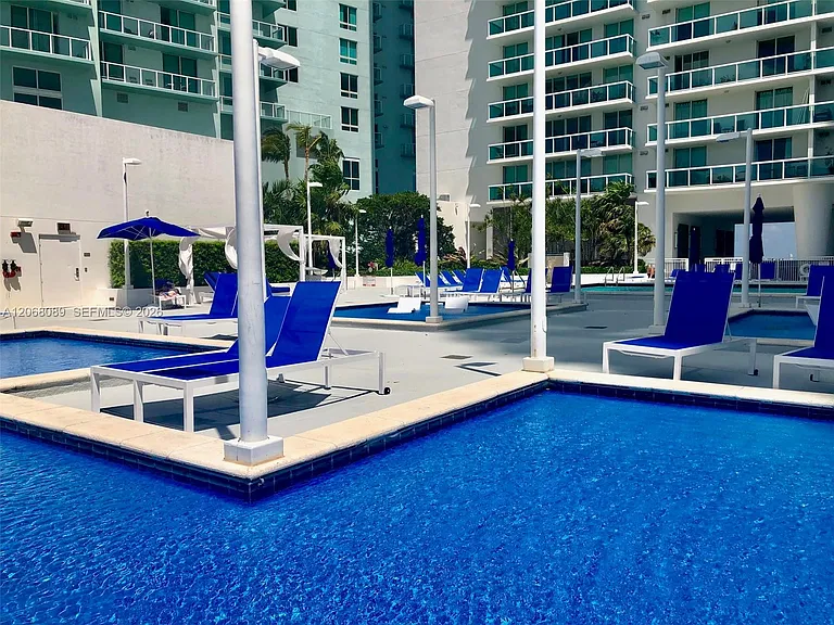 1800 N Bayshore Dr #1609 — Photo 38
