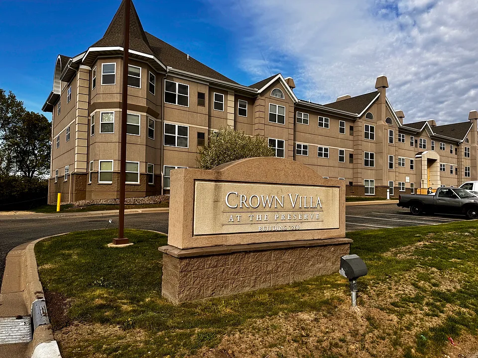 Crown Villa Apartments