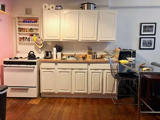 Rented by Building Equity Real Estate LLC | media 52