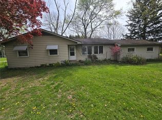 1537 Mogadore Rd, Kent, OH 44240