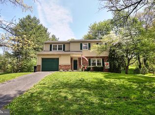 1520 Heather Pl, Pottstown, PA 19464
