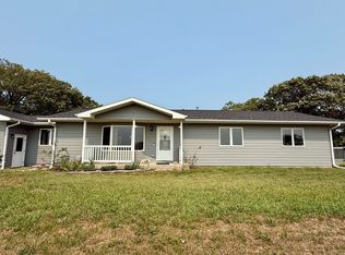 538 30th Rd, Axtell, KS 66403