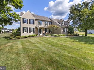 992 Riflery Dr, West Chester, PA 19382