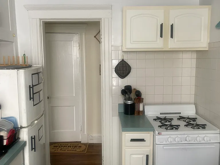 19 Melvin Ave #8 — Photo 10