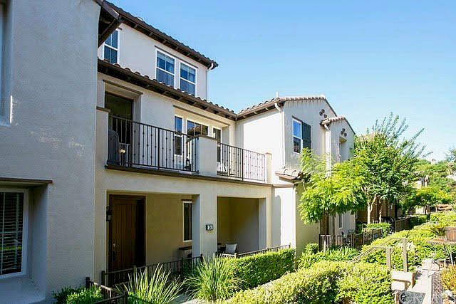 1st image of 34 Playa Cir