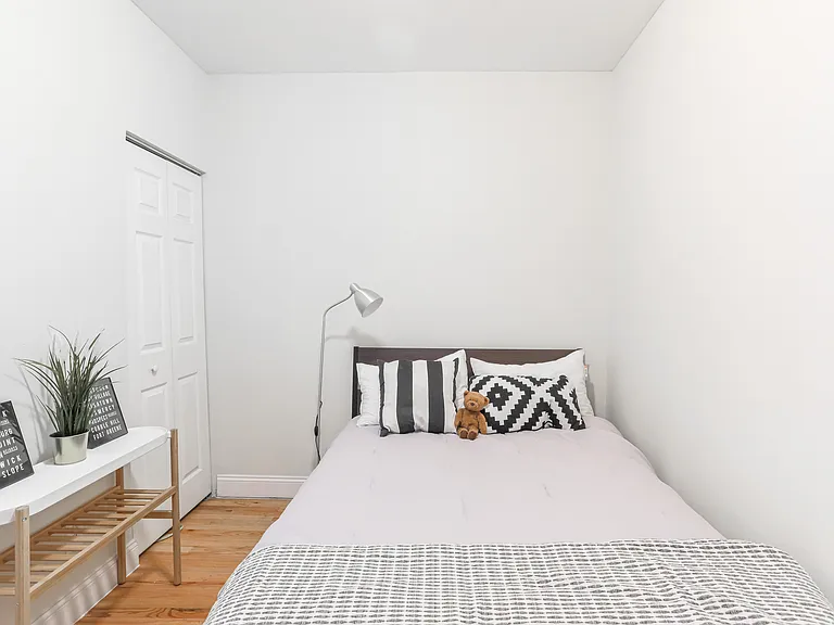 127 E 102nd St #1 — Photo 9