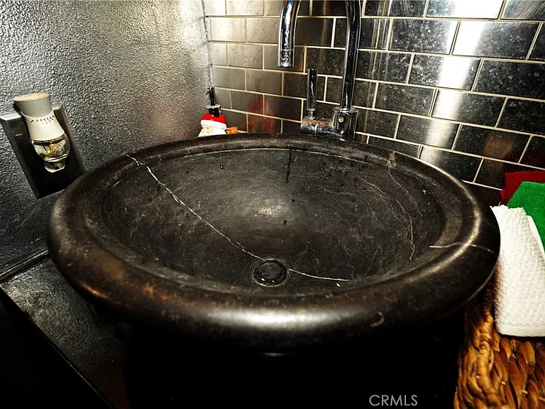 18954 Sherman Way #3 — Photo 11
