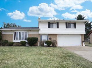 7121 Trevor Ln, Parma, OH 44129