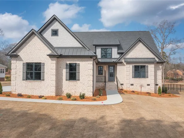 2403 Warriors Path, Anderson, SC 29621