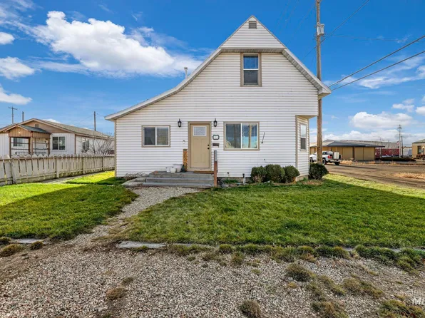 113 8th Ave S, Buhl, ID 83316