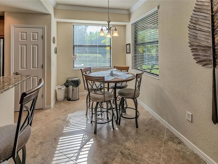 9512 Napoli Ln #101 — Photo 8