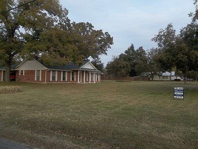 Beautiful 1 acre corner lot!
