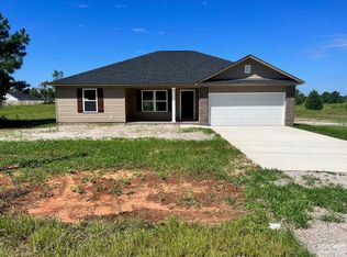 5565 Tillman Nursery Rd, Wedgefield, SC 29168