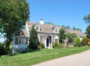 161 Crabtree Rd, Quincy, MA 02171