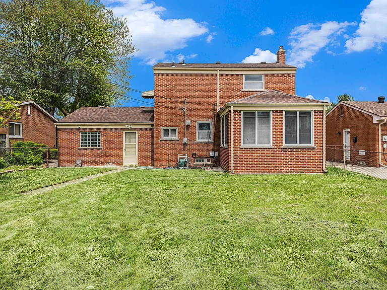 4772 Marian Ave — Photo 22