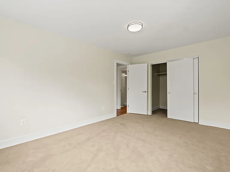 The Glen at Kensington — Photo 15