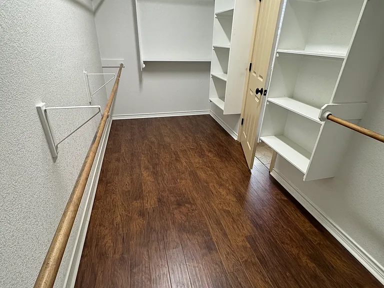 610 Benelli Dr — Photo 27