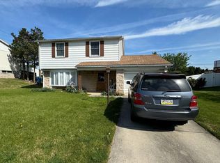 927 Marbrook Ln, York, PA 17404