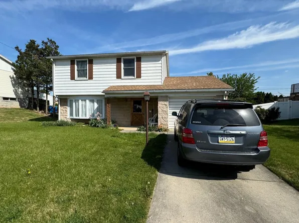 927 Marbrook Ln, York, PA 17404