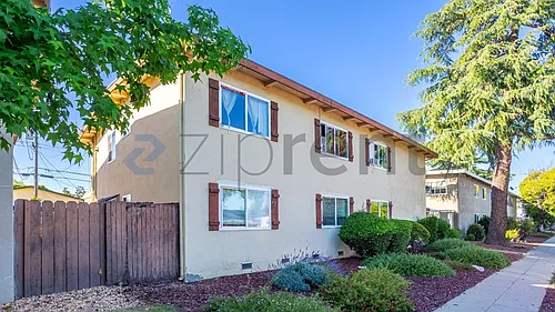 1797 Bradford Way #A Photo 1
