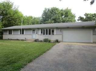 9012 Ramble Rd, Wonder Lake, IL 60097