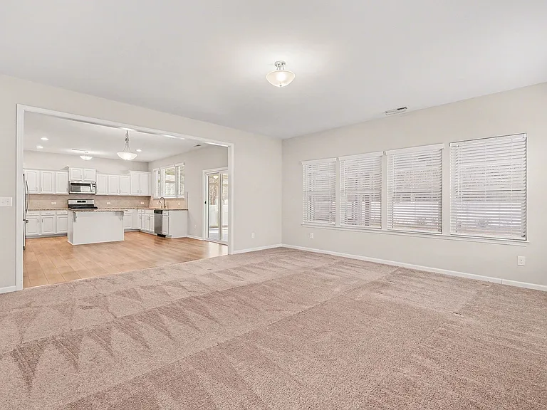 2120 Katie Alice Cir — Photo 40