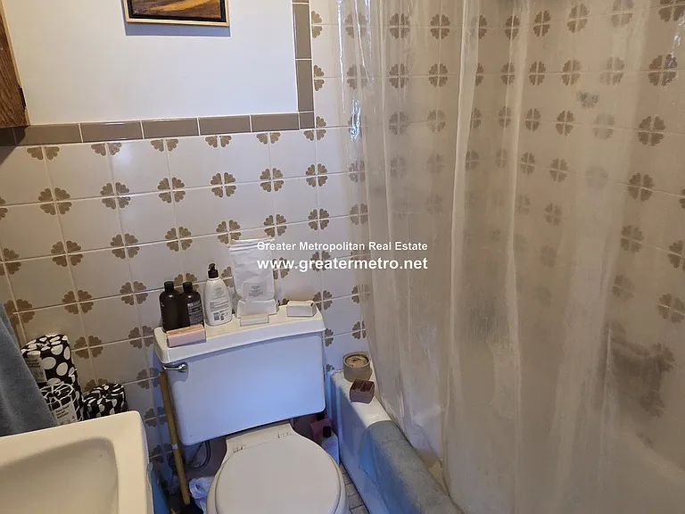 437 Hanover St #4C — Photo 19