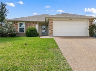 10605 Granada Dr, Waco, TX 76708