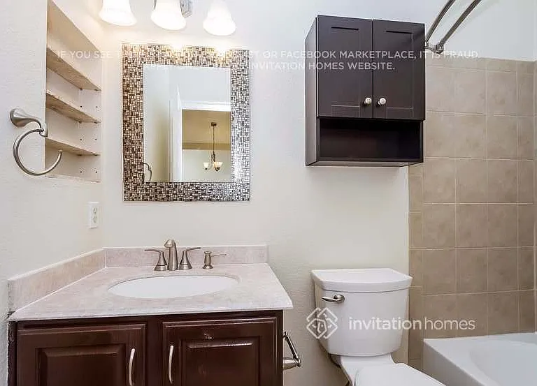 524 Fox Run Cir — Photo 23