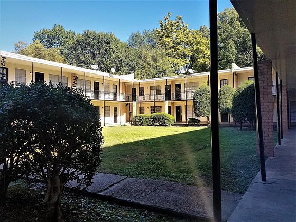 2nd image of 3636 Spottswood Ave APT 5