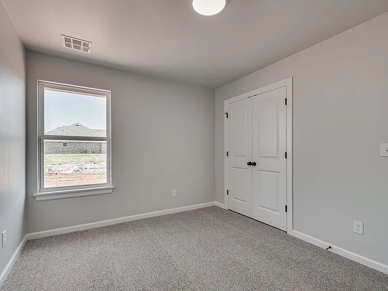 4905 Misty Wood Ln — Photo 27