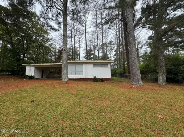 1455 Brinoy Dr, Jackson, MS 39204
