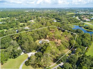 550 Debrecen Rd, Sarasota, FL 34240