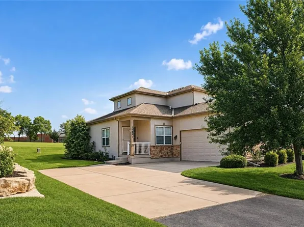 21871 W 116th Pl, Olathe, KS 66061