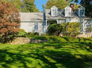 25 High Ridge Rd, Mount Kisco, NY 10549