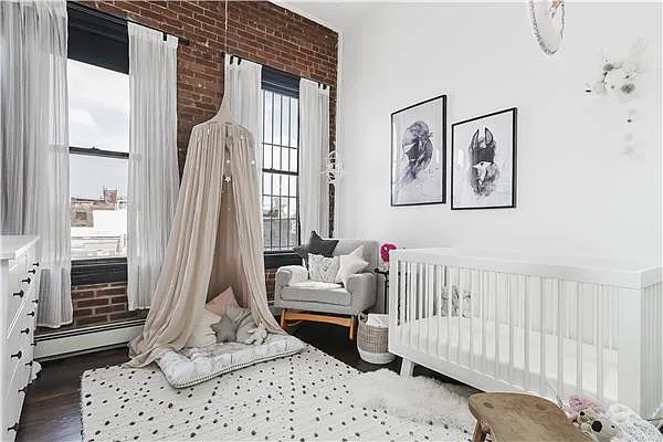 Rented by Avenue Sotheby's International Realty | media 30